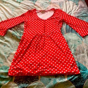 Lightweight jersey dress. 3/4 bell sleeves.